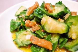 拉瓜怎么炒着吃,家常美味新尝试